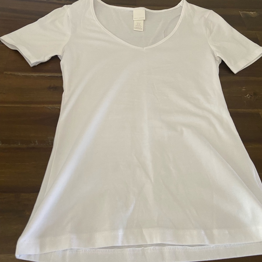 H & M cropped sleeve top